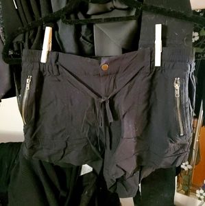 Black Shorts Lightweight Stretch Waist 25